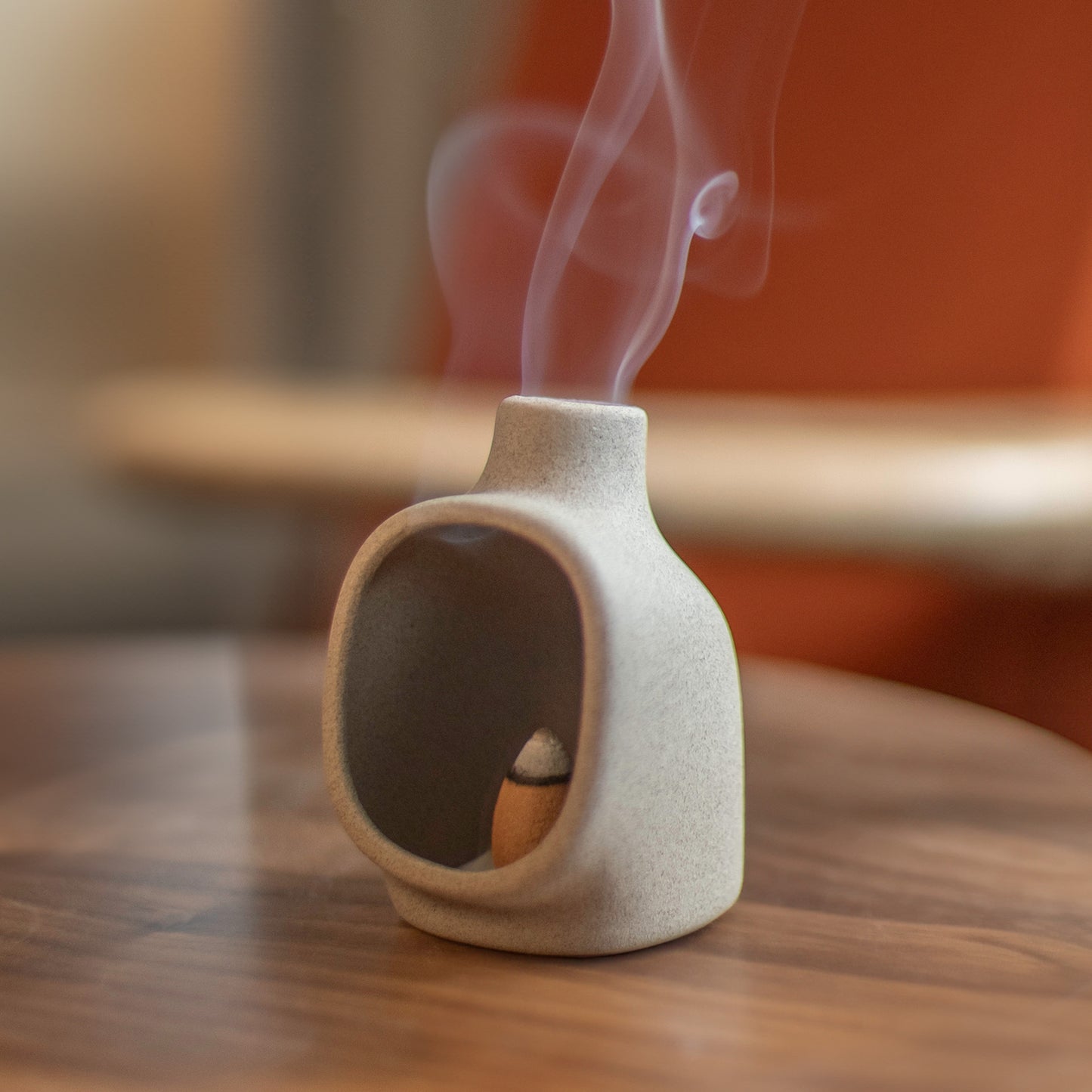 Flue - Ceramic Candle Lamp